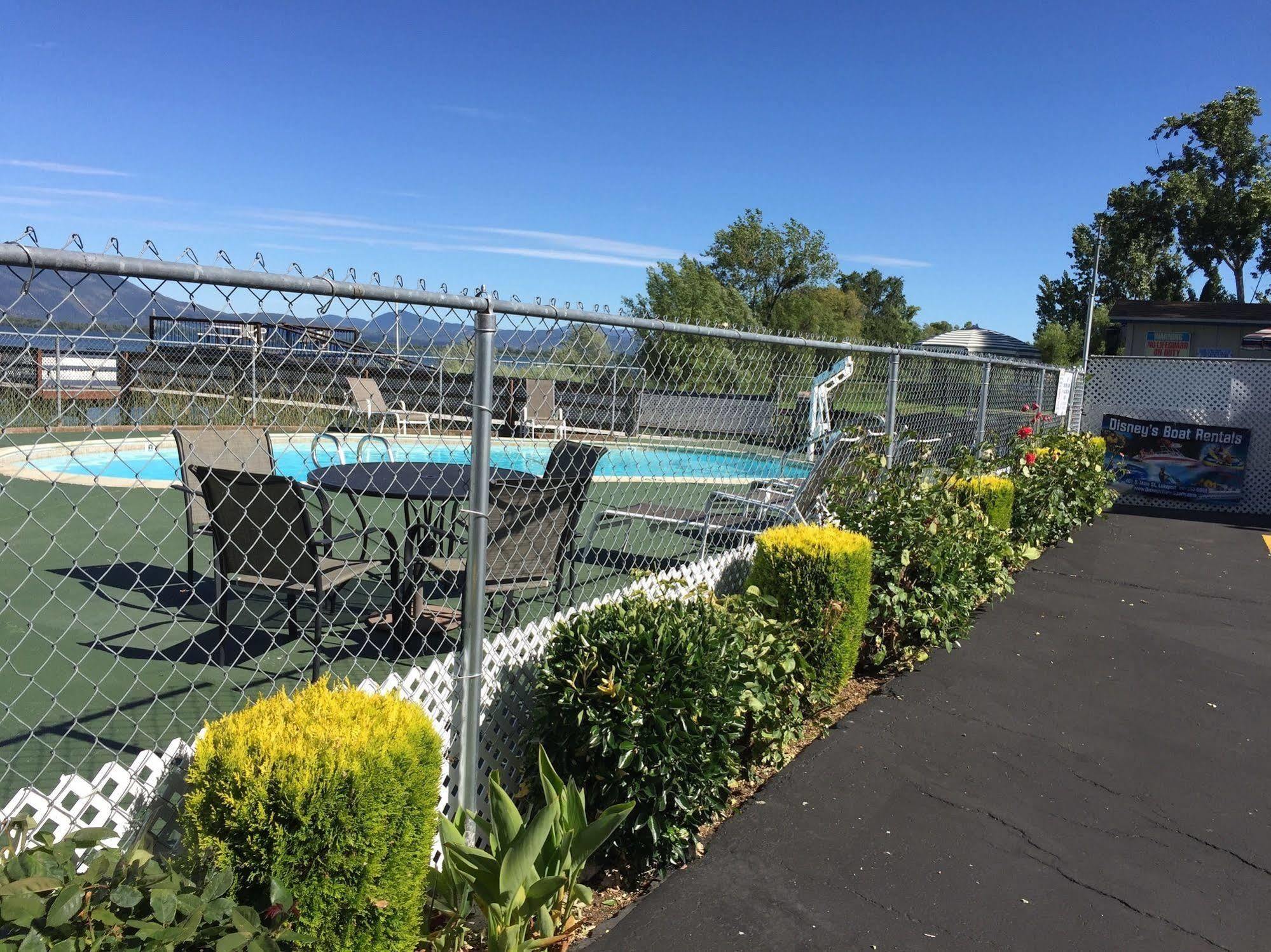 Regency Inn Lakeport Exterior foto